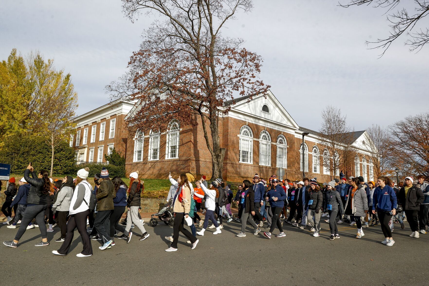 20221120_MET_UVA